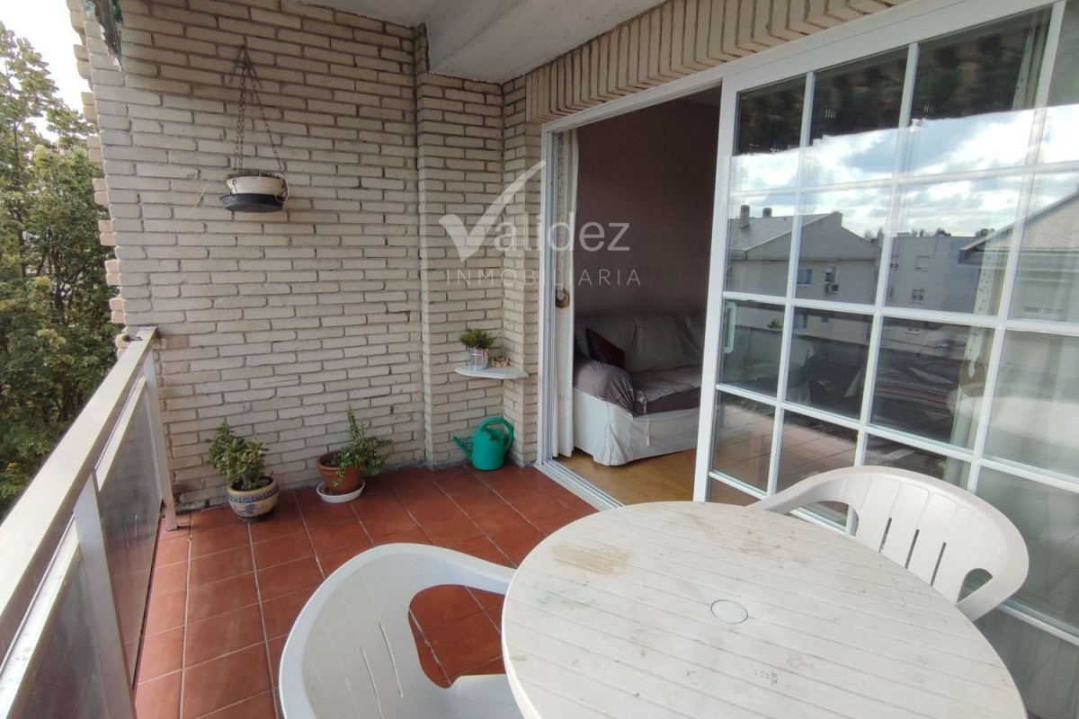 Продажа квартиры на Calle del Cid, Махадаонда
photo 3