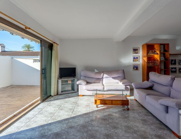 Detached villa for sale in  Can Nicolau - Les Sorres - Valparaiso , Cunit photo 1