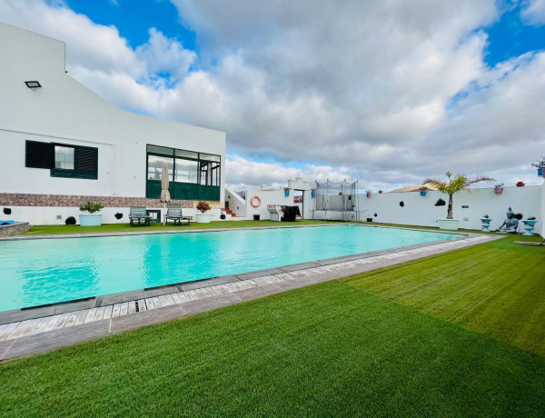Detached villa for sale in  Yaiza - Uga , Yaiza photo 2