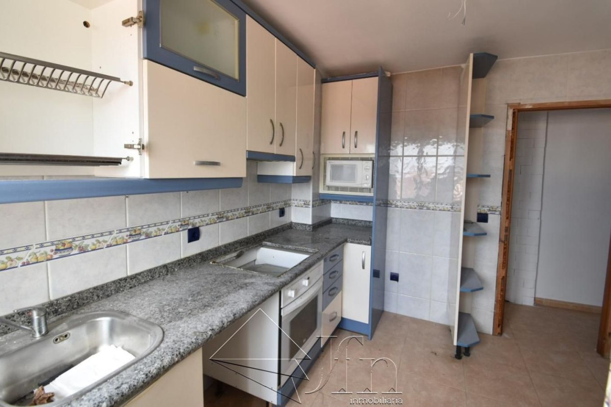 Piso en venta en calle Primitivo Aguado, Iscar
photo 1
