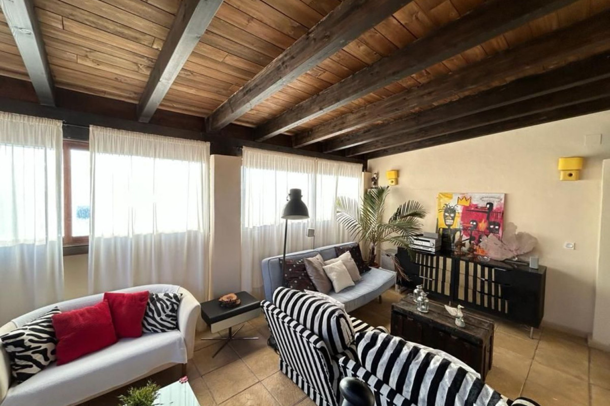 Sale of apartment in La Cala del Moral, Rincón de la Victoria
photo 4