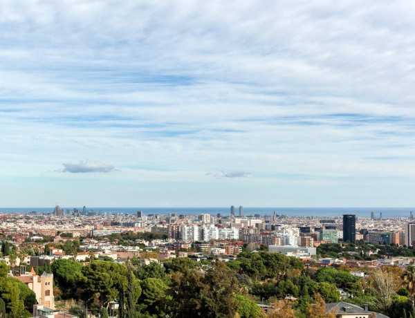 Chalet independiente en venta en  Av. de Pearson, Barcelona photo 2