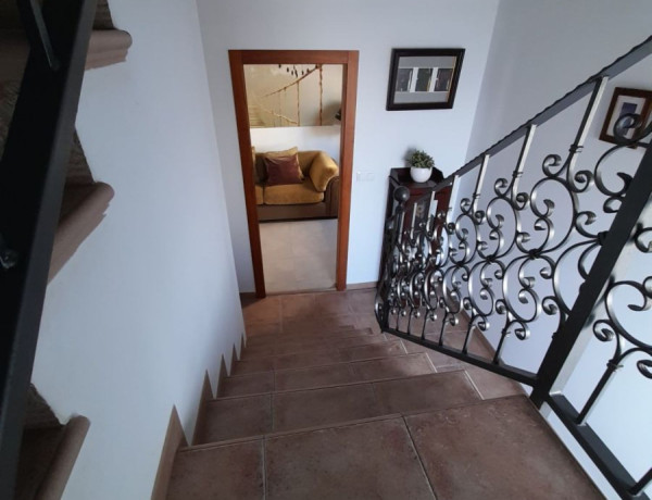 Коттедж на продажу в , Los Villares photo 3