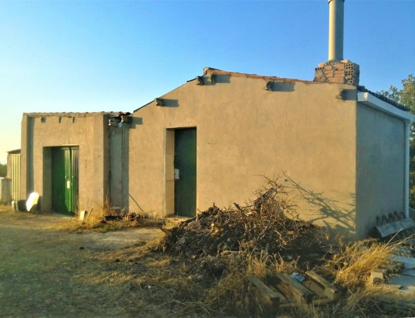 Terreno en venta en Fqq6+hr photo 1