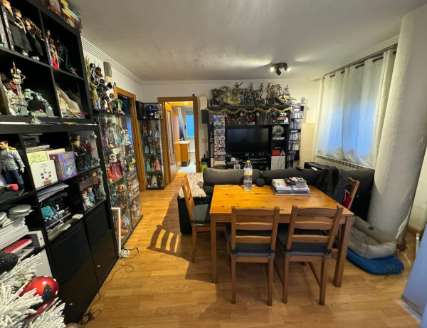 Piso en venta en , Villamayor photo 4