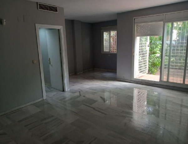 First floor for sale in  Avenida de reina sofia, 4, Tomares photo 4