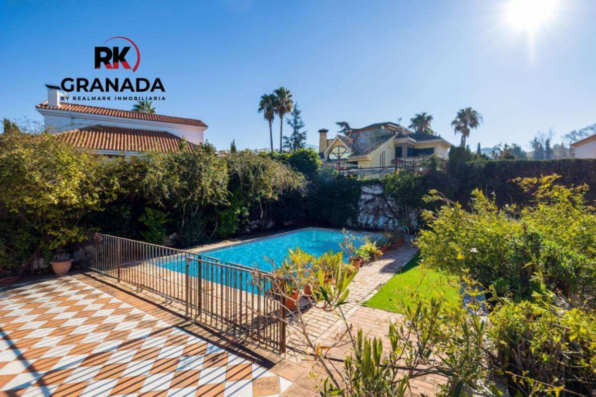 Casa o chalet independiente en venta en paseo Leñadores, Cajar
 photo 3