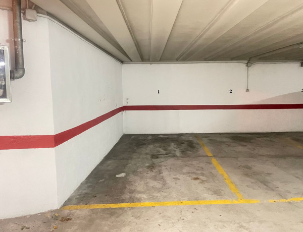Garaje en venta en , Huarte photo 1