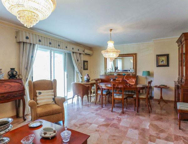 Piso en venta en  ISABEL DE VILLENA, Oliva photo 2