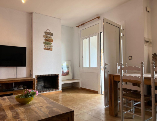 Chalet adosado en venta en , Sant Pere Pescador thumbnail 2