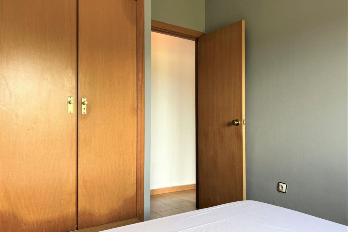 Venta de chalet adosado en , Sant Pere Pescador photo 5