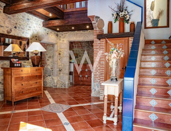 Casa de pueblo en venta en calle de Sant Joan o de l'Educació, 13 photo 1