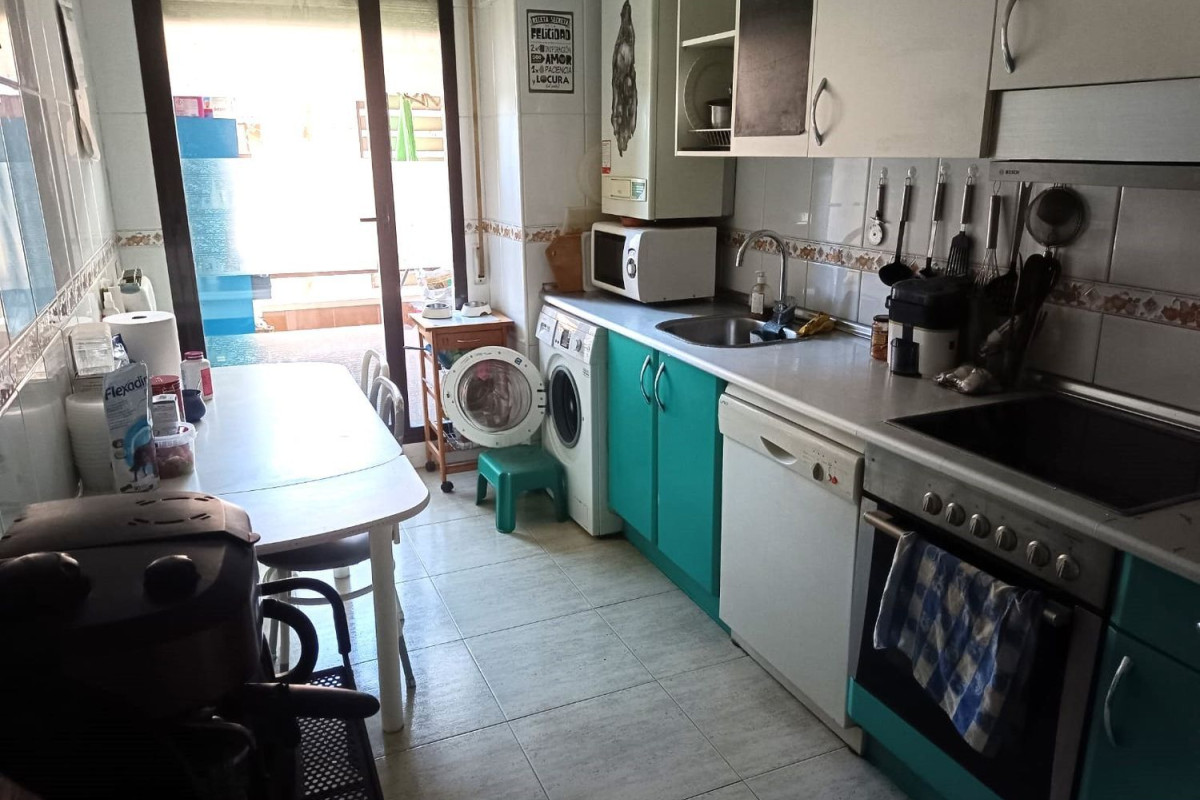 Sale of apartment in Calle Portillejo, Logroño
photo 4