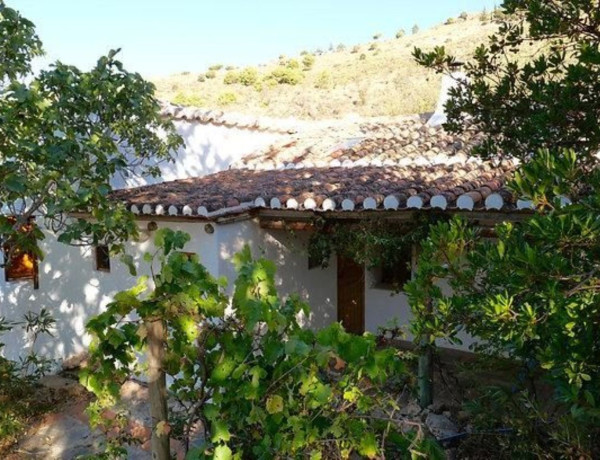 Casa de pueblo en venta en Lecrin photo 2