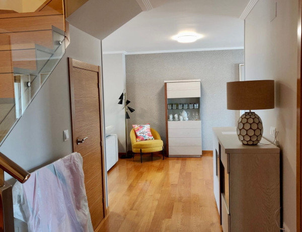 Duplex en alquiler en , O Grove thumbnail 1