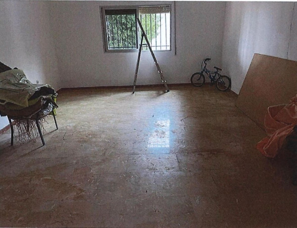 Casa de pueblo en venta en Carcabuey photo 4