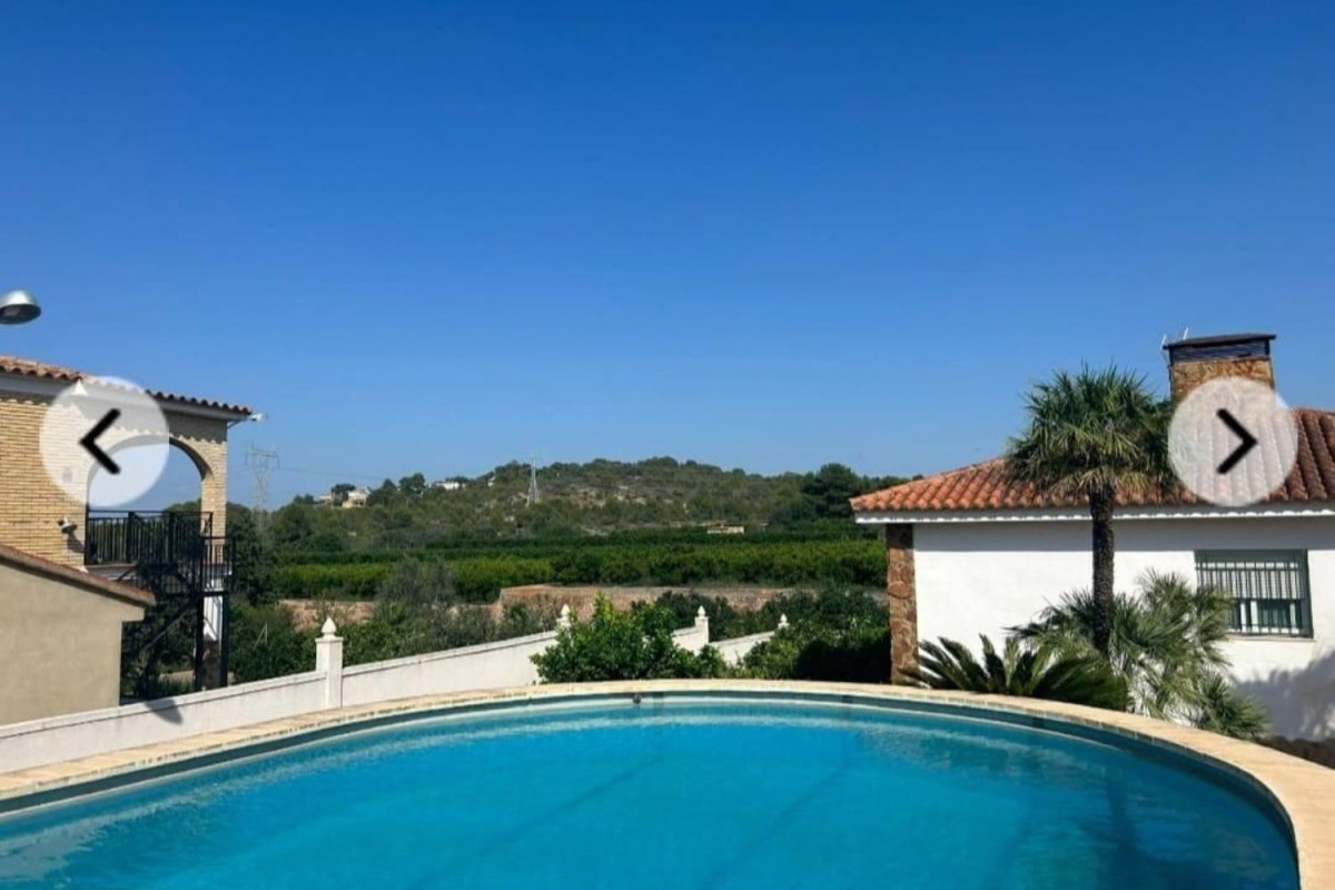 Casa o chalet independiente en venta en Riba-Roja de Túria, Riba-Roja de Túria
photo 4