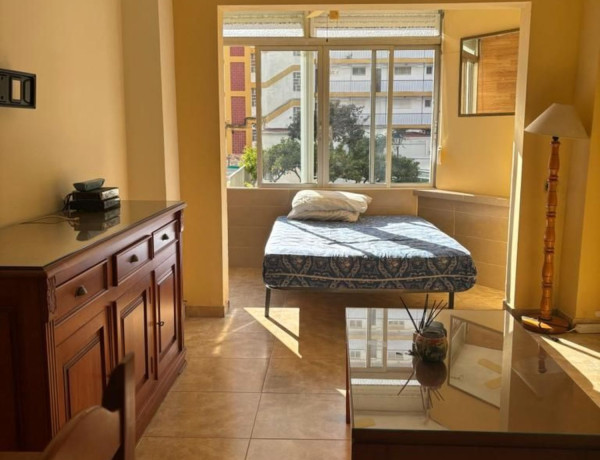 Studio for sale in Calle Infantes, Torre del Mar photo 1