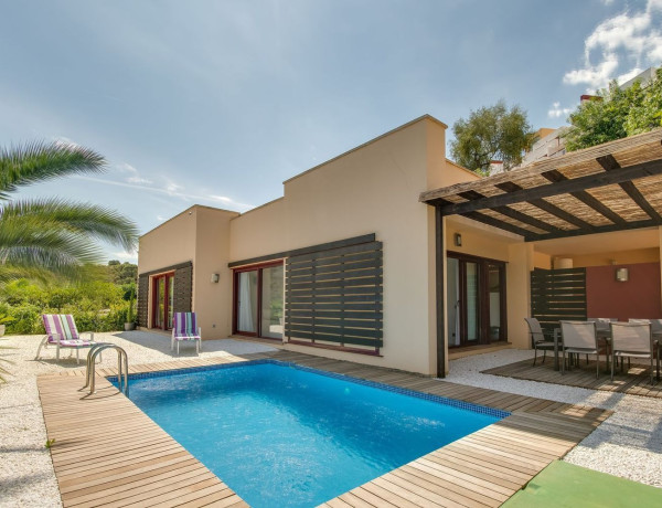 Chalet independiente en venta en Benahavís , Benahavís thumbnail 1
