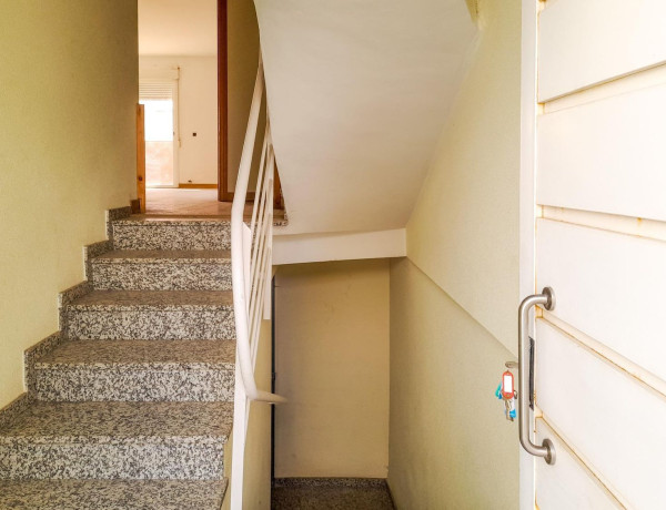 Semi-detached house for sale in , Cajar photo 4