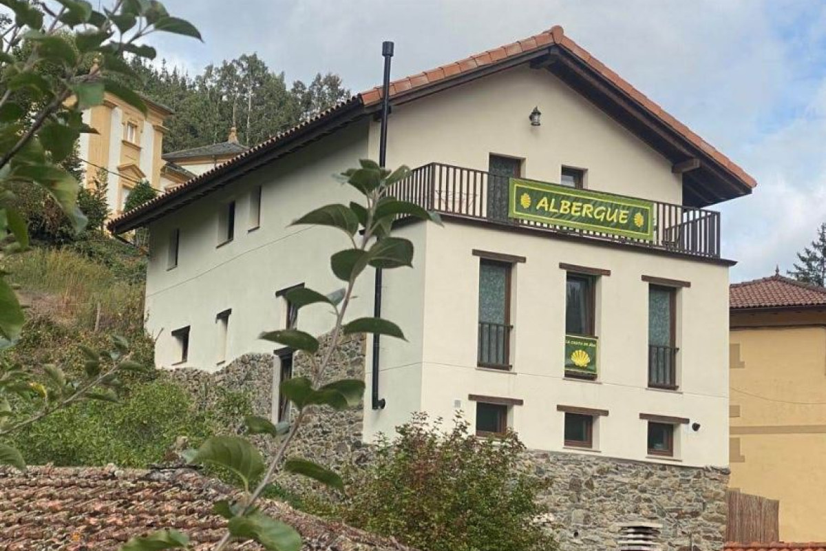 Propiedades en venta y alquiler en España photo 1