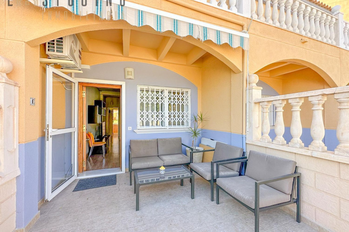 Venta de chalet adosado en  Av. Costa Blanca , Elche / Elx photo 2