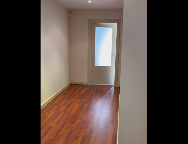 Piso en venta en  Avenida FRANCESC MACIA, Lleida photo 1