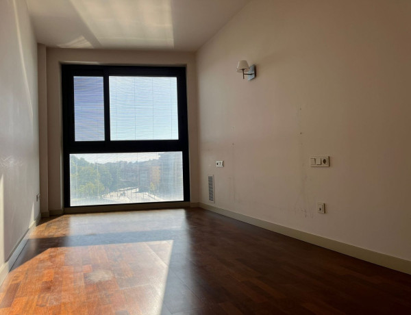 Piso en venta en  Avenida FRANCESC MACIA, Lleida photo 3