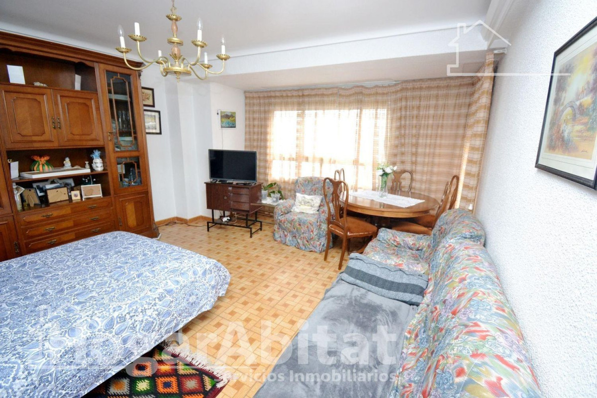 Venta de piso en Calle Clara Campoamor, Castellón de la Plana / Castello de la Plana
photo 2
