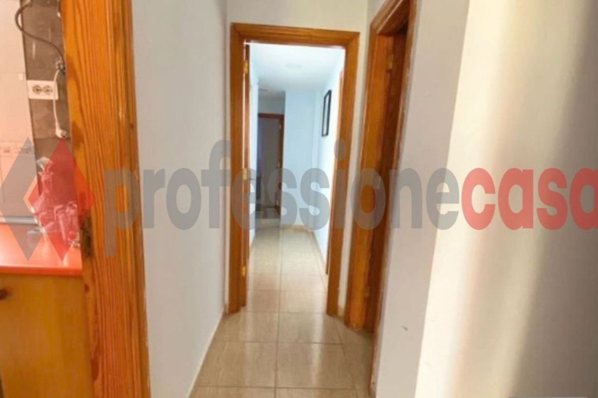 Venta de piso en Calle Lópe de Hoces, Agüimes
photo 1