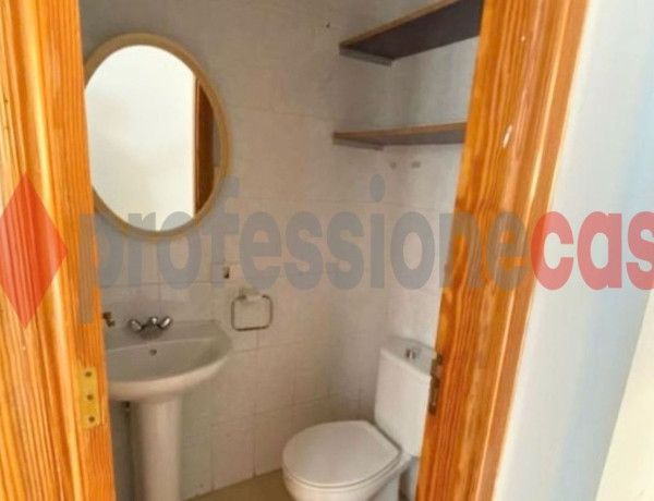 Продажа квартиры в Calle Lópe de Hoces, Agüimes thumbnail 1