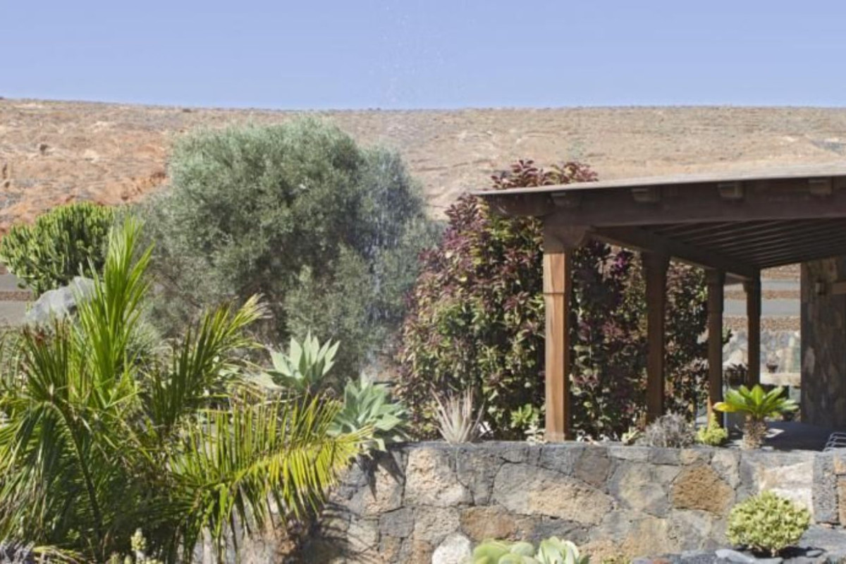 Venta de chalet independiente en Avenida Santa Catalina, Teguise
photo 2