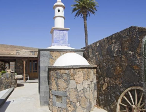 Коттедж на продажу в Avenida Santa Catalina, Teguise thumbnail 2