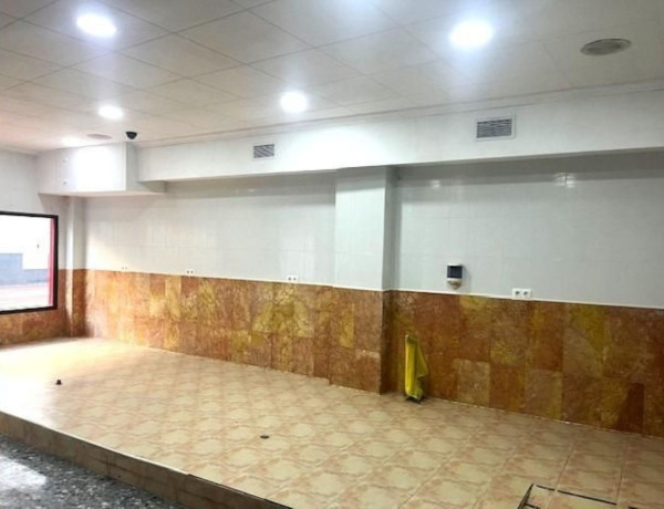 Local en venta en Altamira - Oliveros - Barrio Alto thumbnail 2