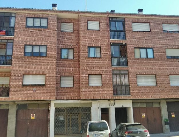 Piso en venta en , Cuéllar photo 1