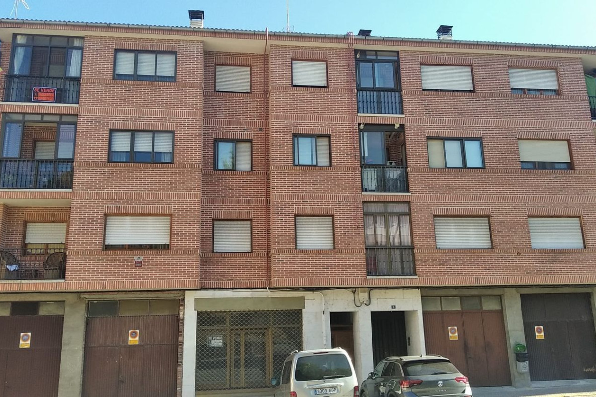 Piso en venta en calle Lavaderos, 3, Cuéllar
 photo 2