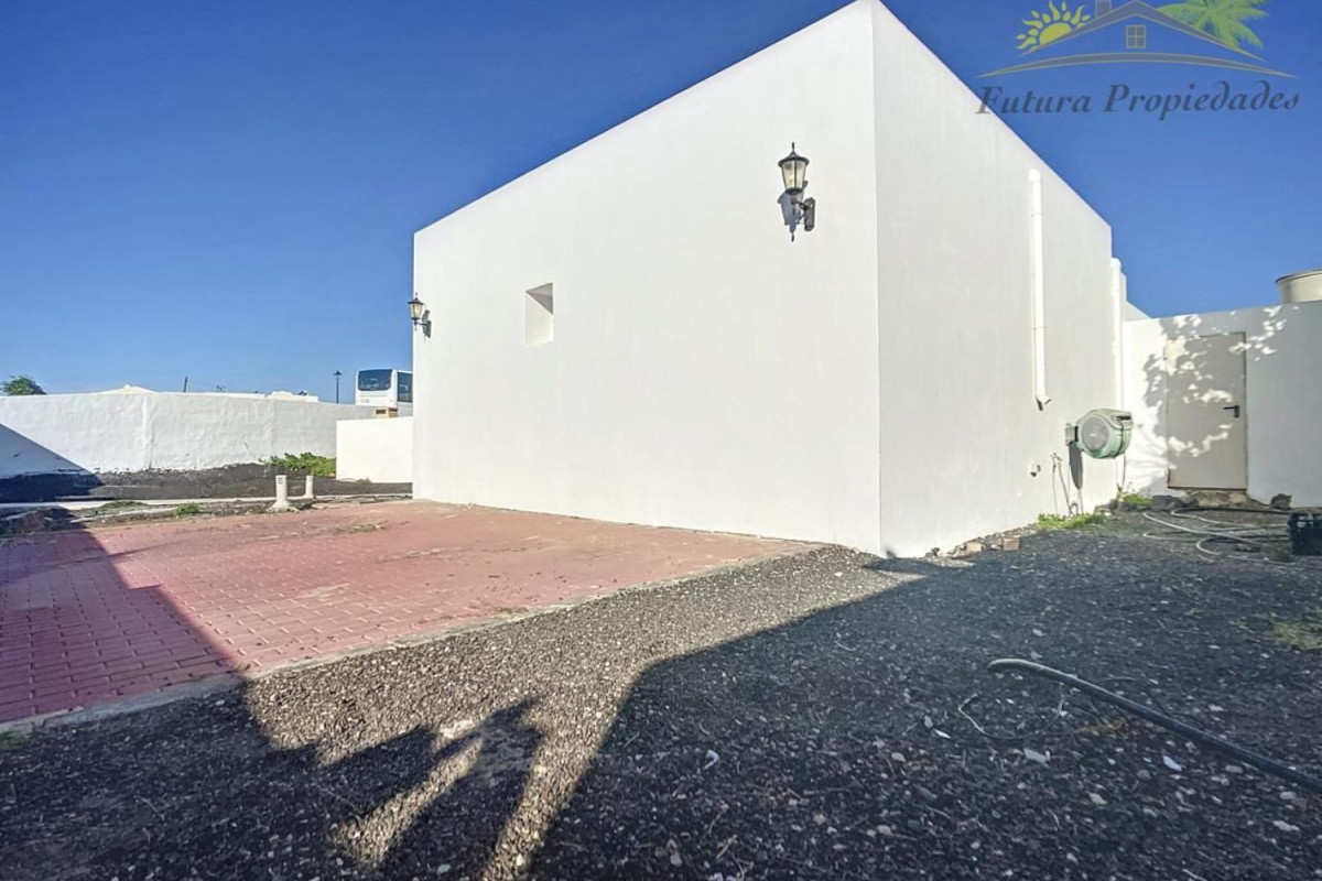 Venta de chalet independiente en Tahiche, Teguise
photo 5