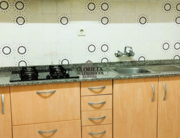 Chalet independiente en venta en  Centro urbano , Vigo photo 3