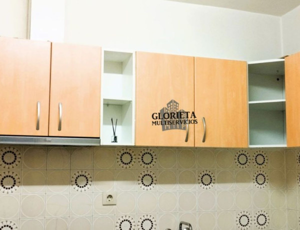 Chalet independiente en venta en  Centro urbano , Vigo photo 4