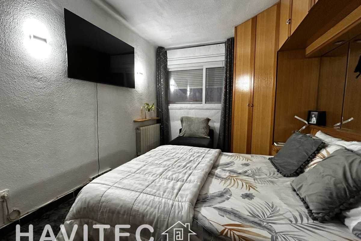 Venta de piso en Grup Vint-I-Cinc de Setembre, Rubí
photo 3