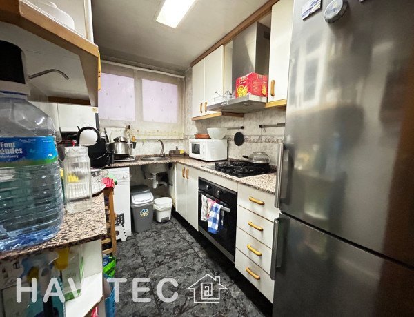 Apartment for sale in  Grup Vint-I-Cinc de Setembre, Rubí photo 4