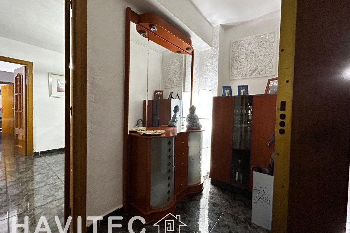 Venta de piso en Grup Vint-I-Cinc de Setembre, Rubí
photo 5