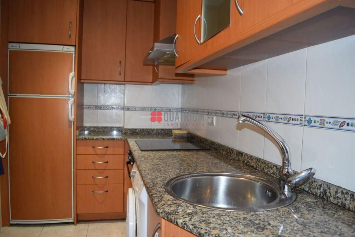Sale of apartment in Calle de Pérez Costanti, Santiago de Compostela
photo 5