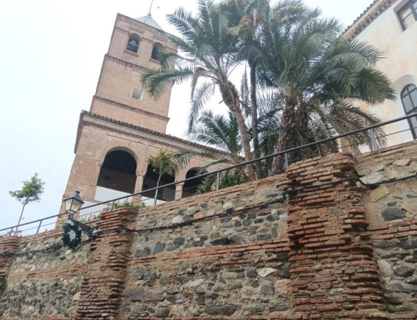 Таунхаус на продажу в  Centro Histórico , Vélez-Malaga photo 1