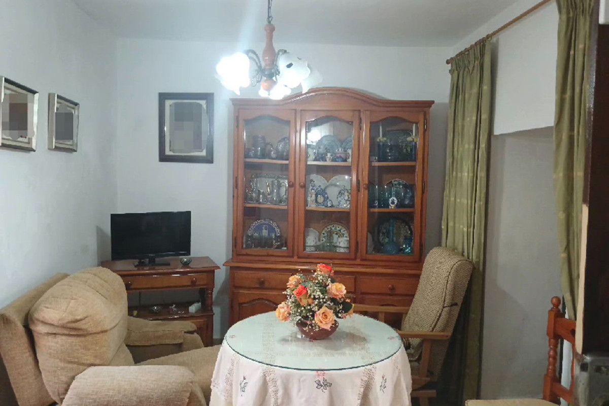 Продажа таунхауса в Центро Историко , Велес-Малага photo 2