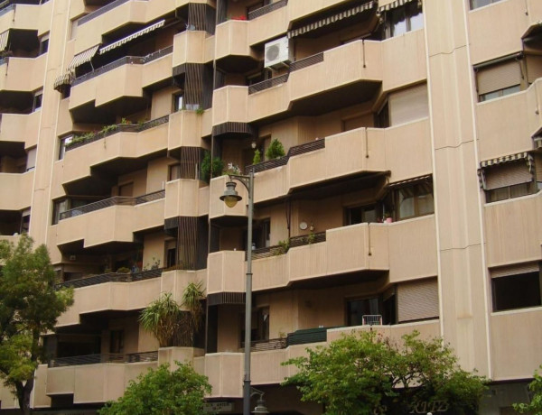 Apartment for sale in Calle San Antón, Logroño thumbnail 1