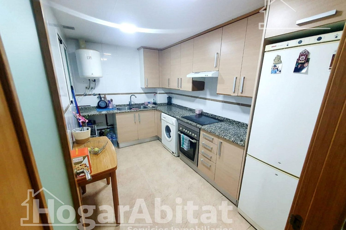 Piso en venta en calle Solidaritat, Aldaia
 photo 2