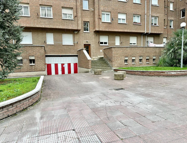 Garage for sale at  Castillo de Assa , Vitoria-Gasteiz photo 2