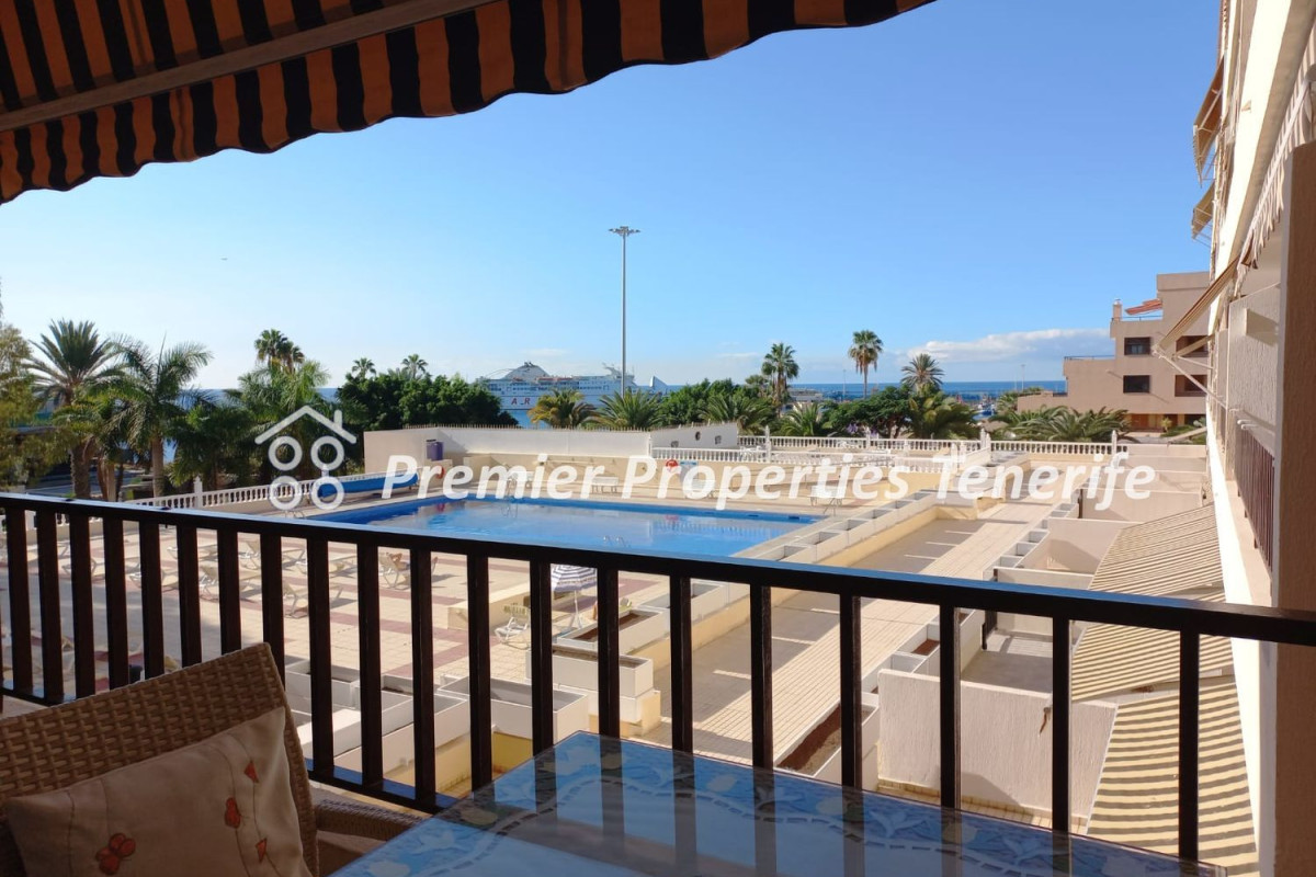Venta de piso en Calle la Caldera, Arona
photo 1