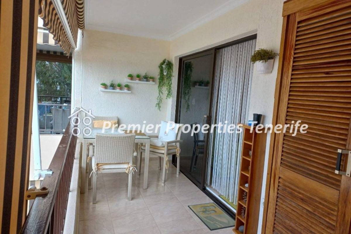 Venta de piso en Calle la Caldera, Arona
photo 3